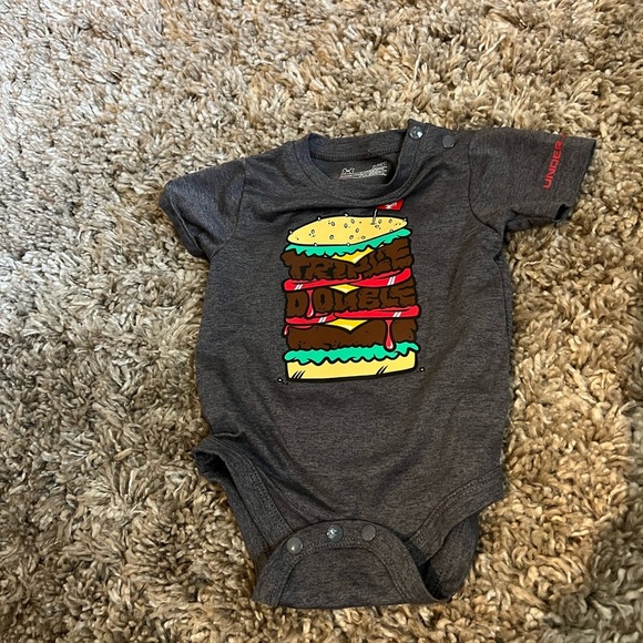 Like new Under Armour double‎ decker burger onesie - Picture 1 of 3